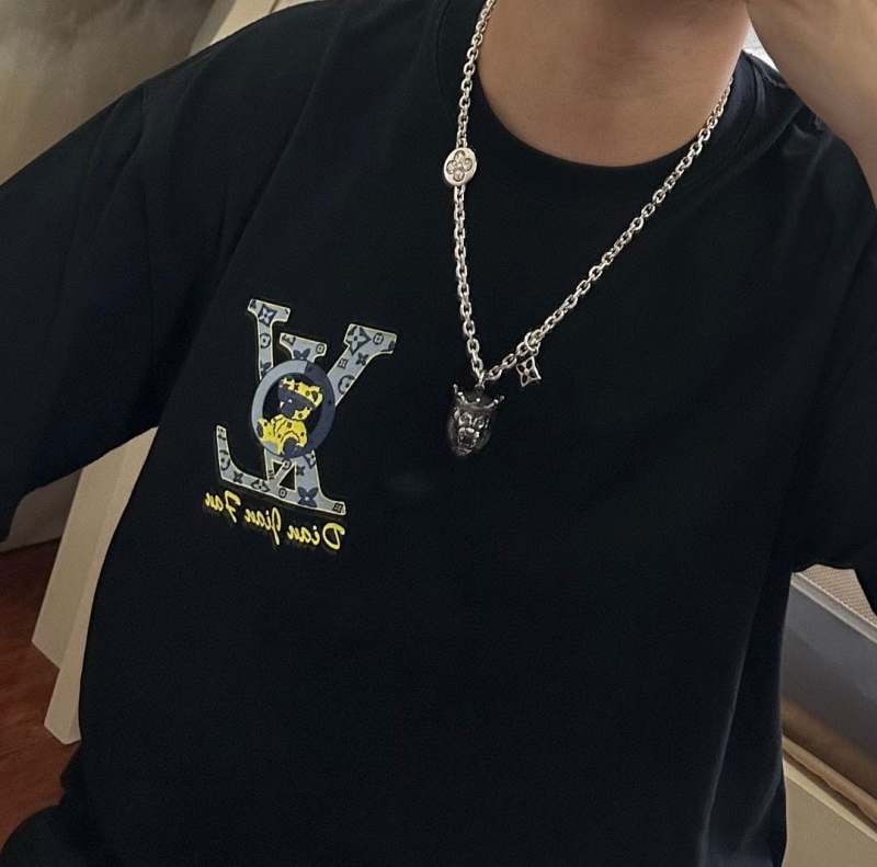 LV Necklaces